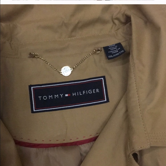 Long Tommy Hilfiger trench coat with belt - Picture 5 of 5
